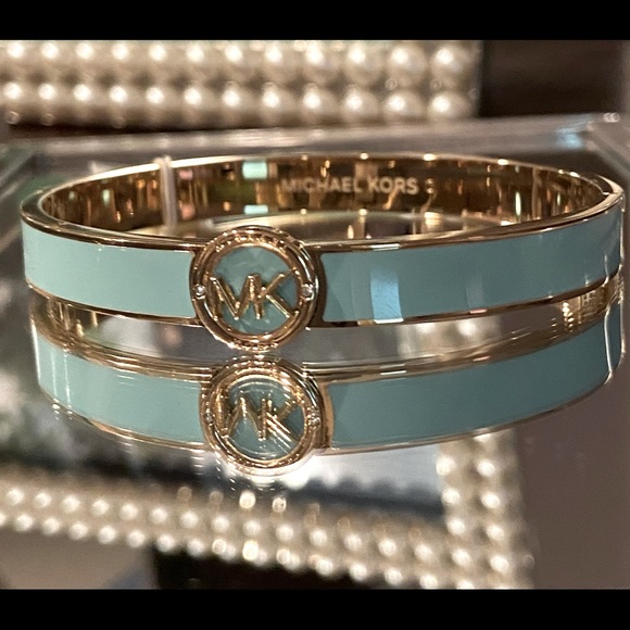 Michael Kors Jewelry - Michael KORS bracelet blue coral enamel logo gold tone